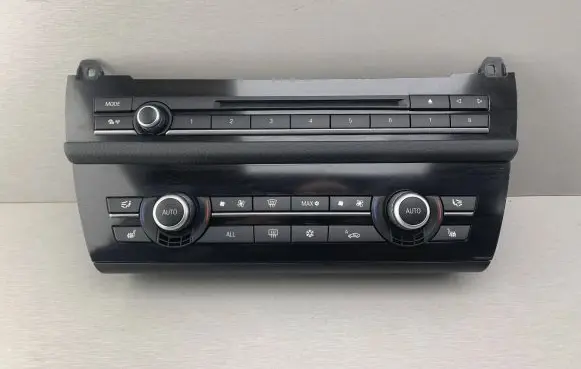 BMW 5 F10 F11 Climate control unit 9241238 924123801