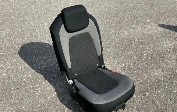 Citroen C4 II Picasso Rear seat