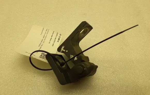 Volkswagen Sharan Front door upper hinge 7N0831402