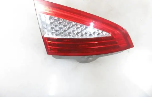 Ford Mondeo MK IV Rear/tail lights 7S7113A603B