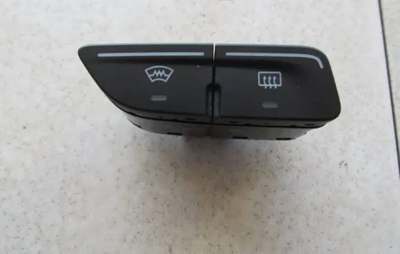 Ford Focus Tailgate/trunk/boot open switch AM5T18K574AB