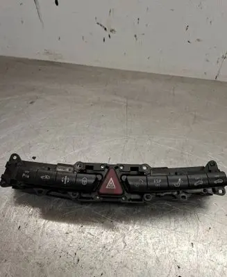 Mercedes-Benz S W220 Hazard light switch 3326220100 2208218058