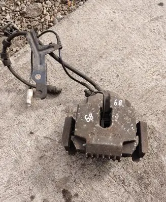 BMW 5 E60 E61 Front brake caliper 6024
