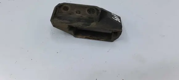 BMW 7 E65 E66 Radiator mount bracket NOCODE