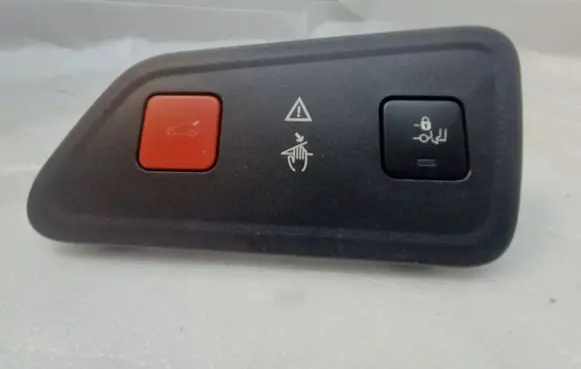 Peugeot 3008 II Tailgate/trunk/boot open switch 9816034477