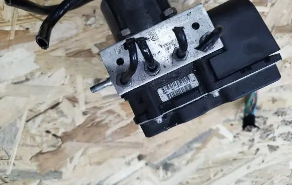Peugeot 308 ABS Pump 9665363180