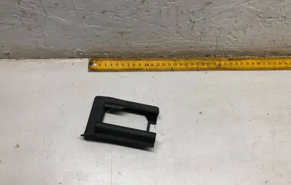 Mercedes-Benz E W212 Front driver seat rail trim A2129191020 780100260