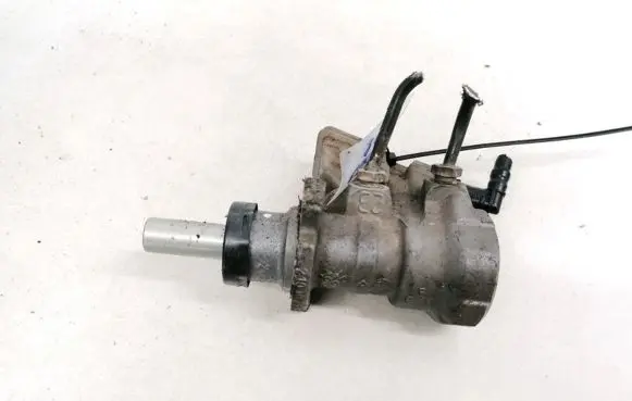 Ford Focus Master brake cylinder