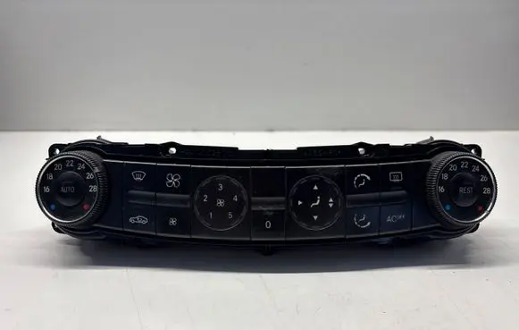 Mercedes-Benz E W211 Climate control unit 2118300385