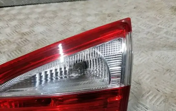 Ford Focus Tailgate rear/tail lights BM5113A602DC 18092013