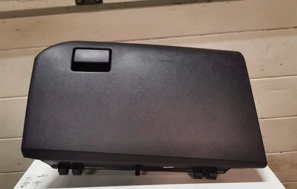 Toyota Auris E180 Glove box 5555002290