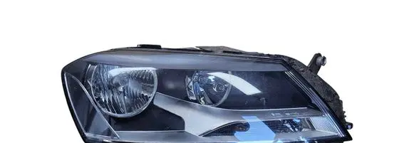 Volkswagen PASSAT B7 Headlight/headlamp 90010126 044502