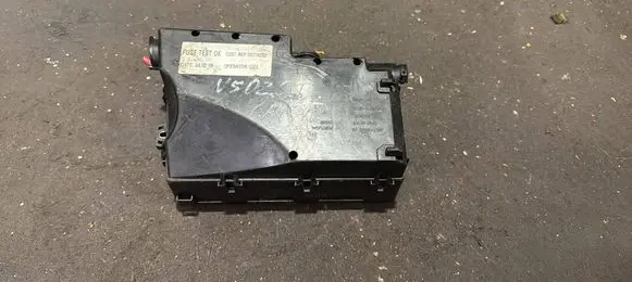 Volvo C70 Fuse box set 8688040 518818000