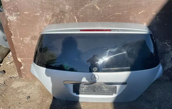Mercedes-Benz R W251 Tailgate/trunk/boot lid