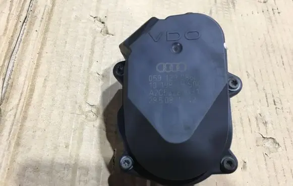 Audi A5 8T 8F Intake manifold valve actuator/motor 059129086L