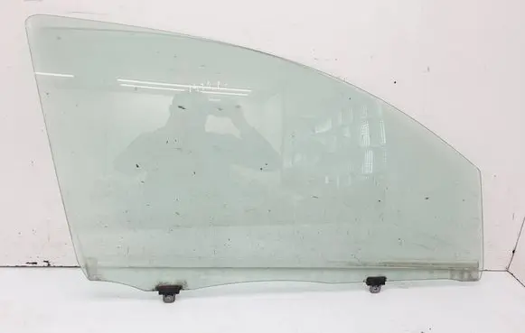 Daihatsu Sirion Front door window glass four-door DOT20 43R00122 M2H3