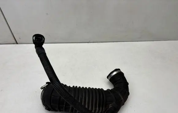 Audi A4 S4 B8 8K Air intake hose/pipe 03G129629