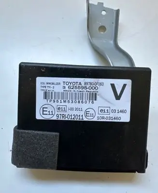 Toyota Verso Other devices 000969979C