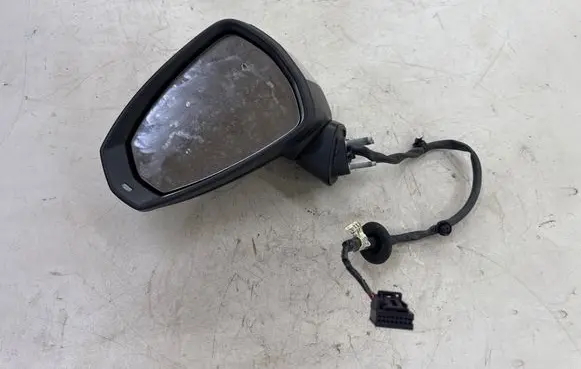 Audi A3 S3 8V Front door electric wing mirror X7Q LX7Q 8V5857409J
