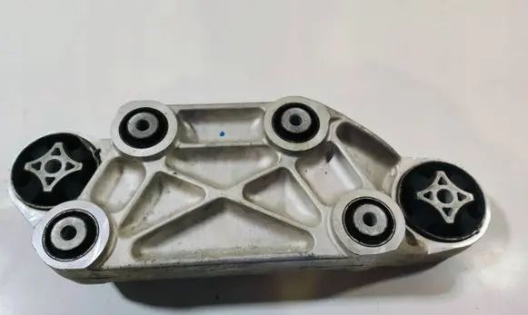 Tesla Model S Engine mounting bracket 1052783-00-C 105278300C 1052783