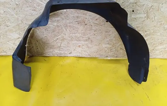 Audi A3 S3 8L Front wheel arch liner splash guards 8L0821172B