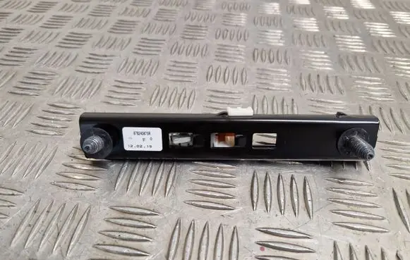 Renault Scenic IV - Grand scenic IV Seat belt adjustment rail 878240875R