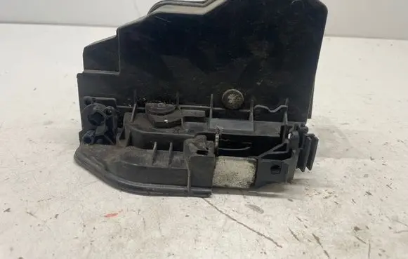 BMW 3 E90 E91 Front door lock 7202144 A053702