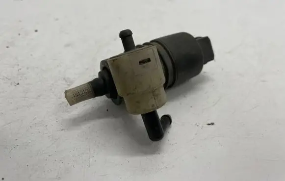 Opel Astra J Windscreen/windshield washer pump
