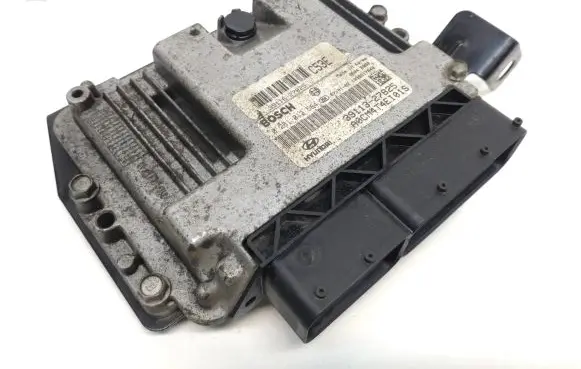Hyundai Santa Fe Engine control unit/module 3911627825 3911327825 0281013584