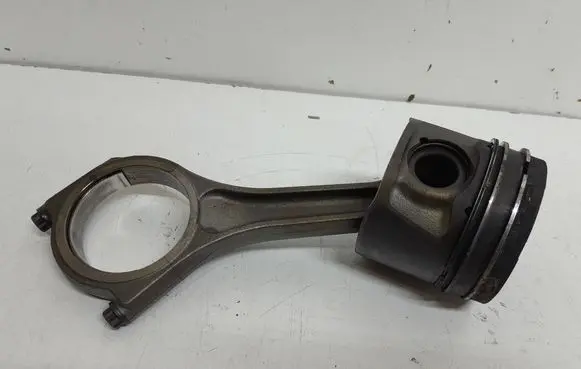 Peugeot 607 Piston with connecting rod H268X