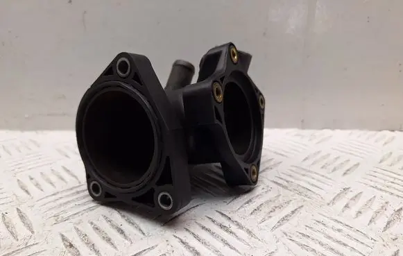 Toyota Verso Thermostat housing 163230R011 163200R020