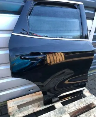 Ford Kuga III Rear door