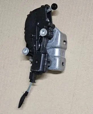 Mercedes-Benz GL X166 Vent window/glass motor A1666700004 1666700004