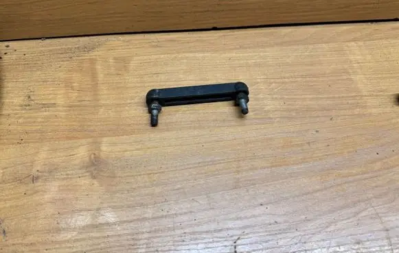 BMW 5 E60 E61 Rear height level sensor lever 6752797