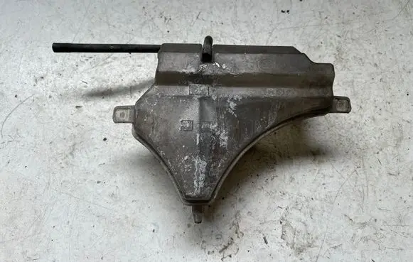 Mazda CX-5 Coolant expansion tank/reservoir
