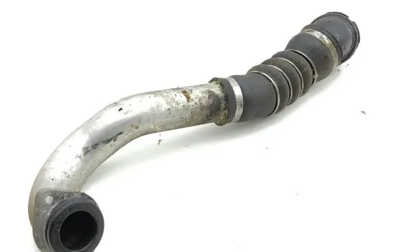 BMW 5 E60 E61 Intercooler hose/pipe 7790089