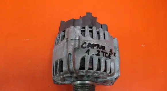 Renault Captur Generator/alternator 231007842R