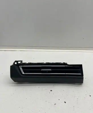 Volkswagen Golf VIII Dash center air vent grill 5H1858711 2900CDFD2D