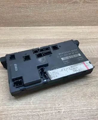 Mercedes-Benz E W211 Door control unit/module 2118200626