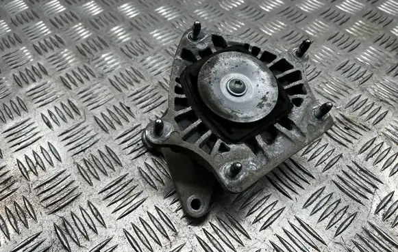 Mercedes-Benz GLC X253 C253 Gearbox mount A2052402500 15474984 17011003109