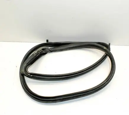 Maserati Ghibli Rubber seal rear door 670030731