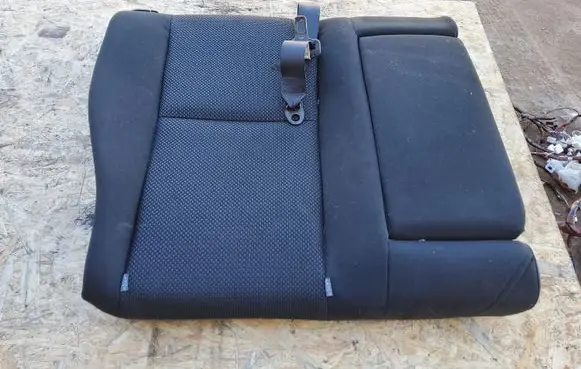Toyota Avensis T250 Rear seat 