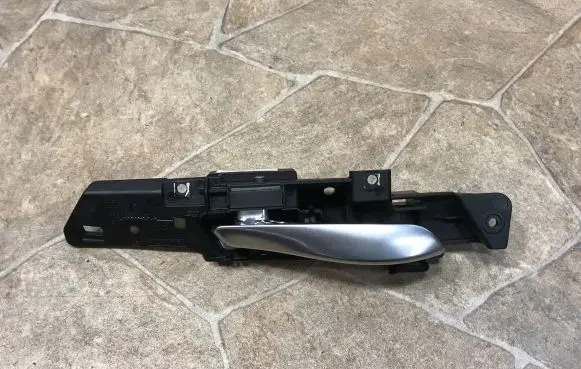 BMW X5 E70 Rear door interior handle 7137298