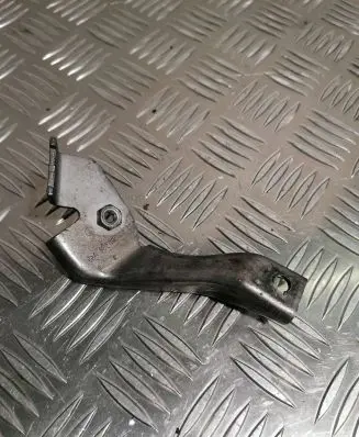 Mercedes-Benz C W204 Engine mounting bracket A6510900827