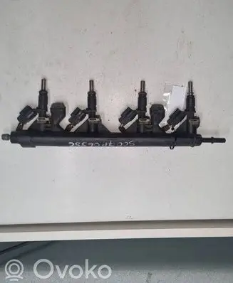 Audi A4 S4 B7 8E 8H Fuel injector 06B133551K