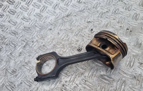 Mini One - Cooper Coupe R56 Piston with connecting rod 813P