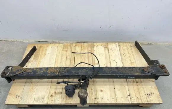 Mercedes-Benz E W124 Tow bar set 
