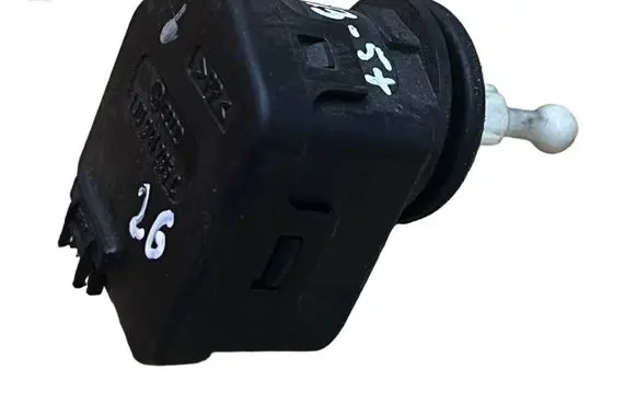 Volkswagen PASSAT B5.5 Headlight level adjustment motor 1J0941295C 007878