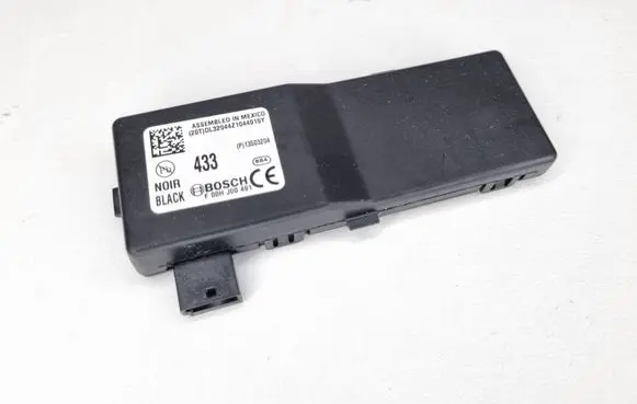Opel Insignia A Door central lock control unit/module F00HJ00491 13503204