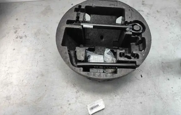 Renault Zoe Tool set 997500223r